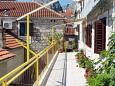 Shared terrace Omiš, Shared terrace u smještaju tipa apartment, WIFI.