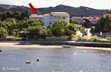 Property - Apartments and Rooms 4976 Property Banjol (Rab) - Accommodation 4976 - Apartments and Rooms near sea with sandy beach.