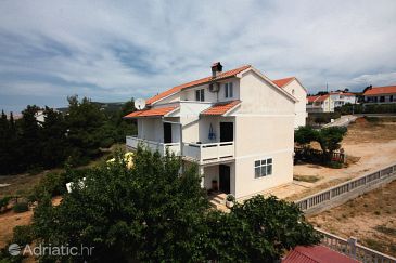 Property - Apartments 5001 Property Barbat (Rab) - Accommodation 5001 - Apartments with pebble beach.