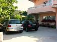 Parking lot Barbat, Rab, Parking lot 5005 - Apartments blizu mora with pebble beach.