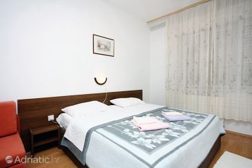 Bedroom Supetarska Draga - Donja, Bedroom u smještaju tipa room.
