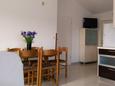 Dining room Kampor, Dining room u smještaju tipa apartment, dopusteni kucni ljubimci i WIFI.