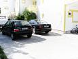 Parking lot - Apartments 5041 Parking lot Banjol (Rab) - Accommodation 5041 - Apartments with sandy beach.