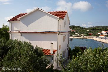 Property - Apartments 5118 Property Jezera (Murter) - Accommodation 5118 - Apartments near sea.