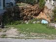 Parking lot - Apartments 5154 Parking lot Pisak (Omiš) - Accommodation 5154 - Apartments with pebble beach.