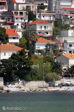 Property - Apartments 5280 Property Omiš (Omiš) - Accommodation 5280 - Apartments near sea with sandy beach.