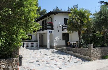 Property - Apartments 5377 Property Artatore (Lošinj) - Accommodation 5377 - Apartments with pebble beach.
