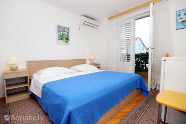 Room S-540-a - Apartments and Rooms Vrboska (Hvar) - 540