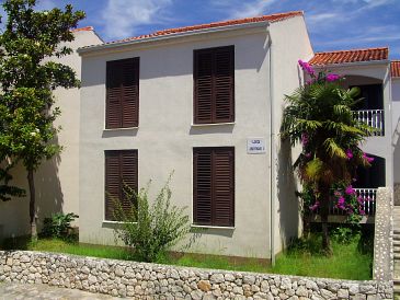 Property - Apartments 5500 Property Podstrana (Split) - Accommodation 5500 - Apartments near sea with pebble beach.