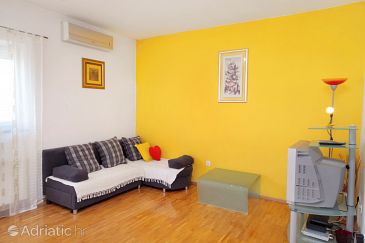 Apartment A-5602-a - Apartments Senj (Senj) - 5602