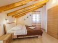 Bedroom 3 Milna, Bedroom 3 u smještaju tipa house, dopusteni kucni ljubimci i WIFI.