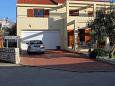 Parking lot - Apartments 5666 Parking lot Nin (Zadar) - Accommodation 5666 - Apartments near sea with sandy beach.