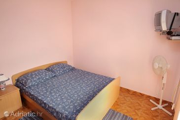 Bedroom Vrsi - Mulo, Bedroom u smještaju tipa room, WIFI.