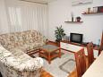 Living room Omiš, Living room u smještaju tipa apartment, dostupna klima, dopusteni kucni ljubimci i WIFI.