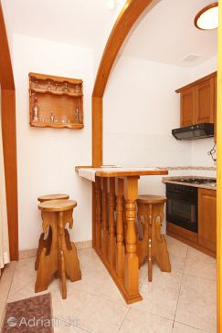 Dining room Podstrana, Dining room u smještaju tipa studio-apartment, WIFI.
