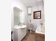 Bathroom 1 Bathroom 1 - Apartment A-613-a - Apartments Polače (Mljet) - 613