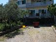 Parking lot - Apartments 6220 Parking lot Tkon (Pašman) - Accommodation 6220 - Apartments in Croatia.