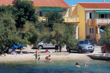 Property Kustići, Pag, Property 6286 - Apartments blizu mora with pebble beach.