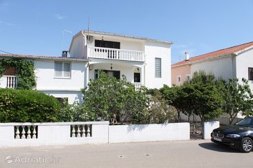 Property - Apartments 6297 Property Povljana (Pag) - Accommodation 6297 - Apartments with sandy beach.