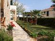 Courtyard - Apartments 6326 Courtyard Pag (Pag) - Accommodation 6326 - Apartments with pebble beach.