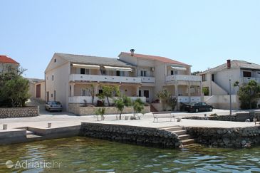 Property - Apartments 6354 Property Kustići (Pag) - Accommodation 6354 - Apartments near sea.