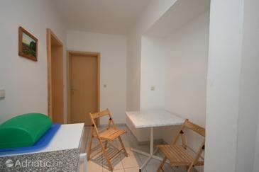 Dining room Mandre, Dining room u smještaju tipa apartment, WIFI.