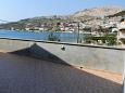 Shared terrace Metajna, Shared terrace u smještaju tipa apartment, s pogledom na more, dopusteni kucni ljubimci i WIFI.