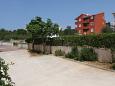 Parking lot - Apartments 6551 Parking lot Novalja (Pag) - Accommodation 6551 - Apartments with pebble beach.