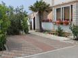 Parking lot - Apartments 6561 Parking lot Povljana (Pag) - Accommodation 6561 - Apartments near sea with sandy beach.