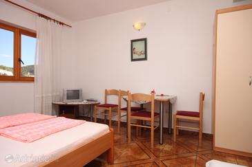 Dining room Živogošće - Porat, Dining room u smještaju tipa studio-apartment, WIFI.