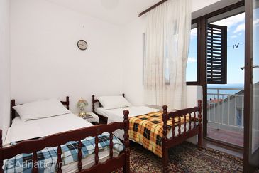 Bedroom Podaca, Bedroom u smještaju tipa room, dopusteni kucni ljubimci i WIFI.