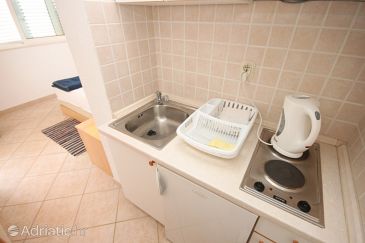Kitchen Živogošće - Porat, Kitchen u smještaju tipa studio-apartment, WIFI.
