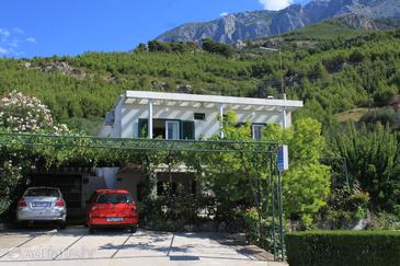 Property - Apartments and Rooms 6901 Property Tučepi (Makarska) - Accommodation 6901 - Apartments and Rooms with pebble beach.