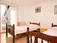 Bedroom 2 Umag, Bedroom 2 u smještaju tipa apartment, dopusteni kucni ljubimci i WIFI.