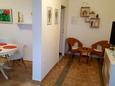 Dining room Postira, Dining room u smještaju tipa apartment, WIFI.