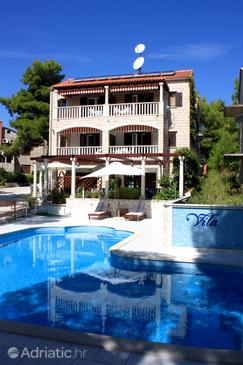 Property - Apartments 707 Property Sumartin (Brač) - Accommodation 707 - Apartments near sea.