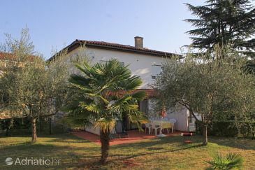 Property - Apartments 7130 Property Umag (Umag) - Accommodation 7130 - Apartments near sea.