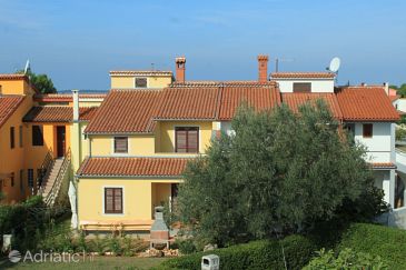Property - Apartments 7206 Property Fažana (Fažana) - Accommodation 7206 - Apartments with pebble beach.