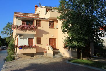 Property - Apartments 7297 Property Valbandon (Fažana) - Accommodation 7297 - Apartments with pebble beach.