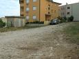 Parking lot - Rooms 7463 Parking lot Premantura (Medulin) - Accommodation 7463 - Rooms with pebble beach.