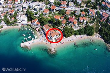 Property - Apartments and Rooms 7519 Property Pisak (Omiš) - Accommodation 7519 - Apartments and Rooms near sea with pebble beach.