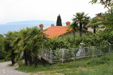 Property Ičići, Opatija, Property 7822 - Apartments with pebble beach.
