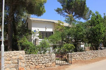 Property - Vacation Rentals 7937 Property Artatore (Lošinj) - Accommodation 7937 - Vacation Rentals near sea with pebble beach.