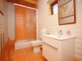 Badezimmer 1 Mali Lošinj, Badezimmer 1 u smještaju tipa house, dopusteni kucni ljubimci i WIFI.
