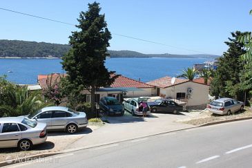 Property Mali Lošinj, Lošinj, Property 8067 - Apartments with rocky beach.