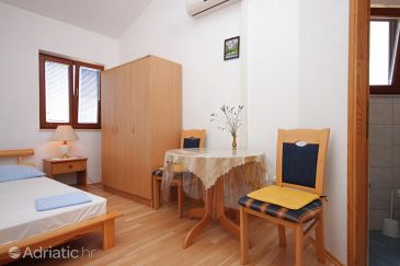 Dining room Božava, Dining room u smještaju tipa studio-apartment, dopusteni kucni ljubimci.
