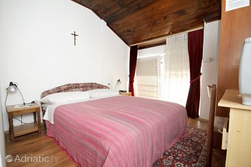 Bedroom Preko, Bedroom u smještaju tipa room, dostupna klima i WIFI.