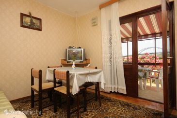 Dining room Ždrelac, Dining room u smještaju tipa apartment.