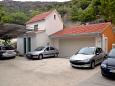 Parking lot - Apartments 8378 Parking lot Duće (Omiš) - Accommodation 8378 - Apartments near sea with sandy beach.