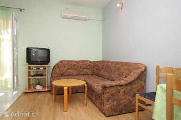 Apartment A-8463-a - Apartments Mrljane (Pašman) - 8463